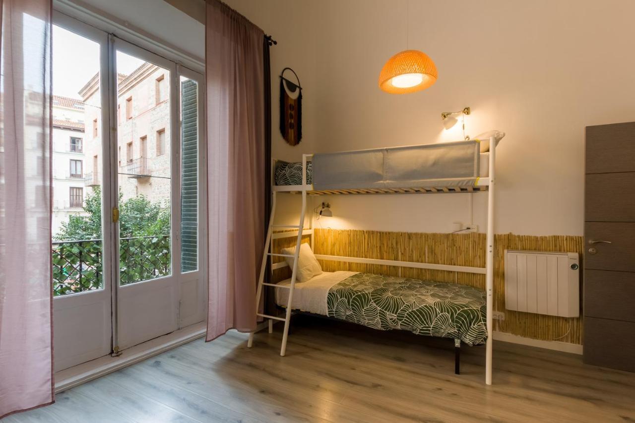 Social - Coliving & Coworking - Madrid Hostel Bagian luar foto