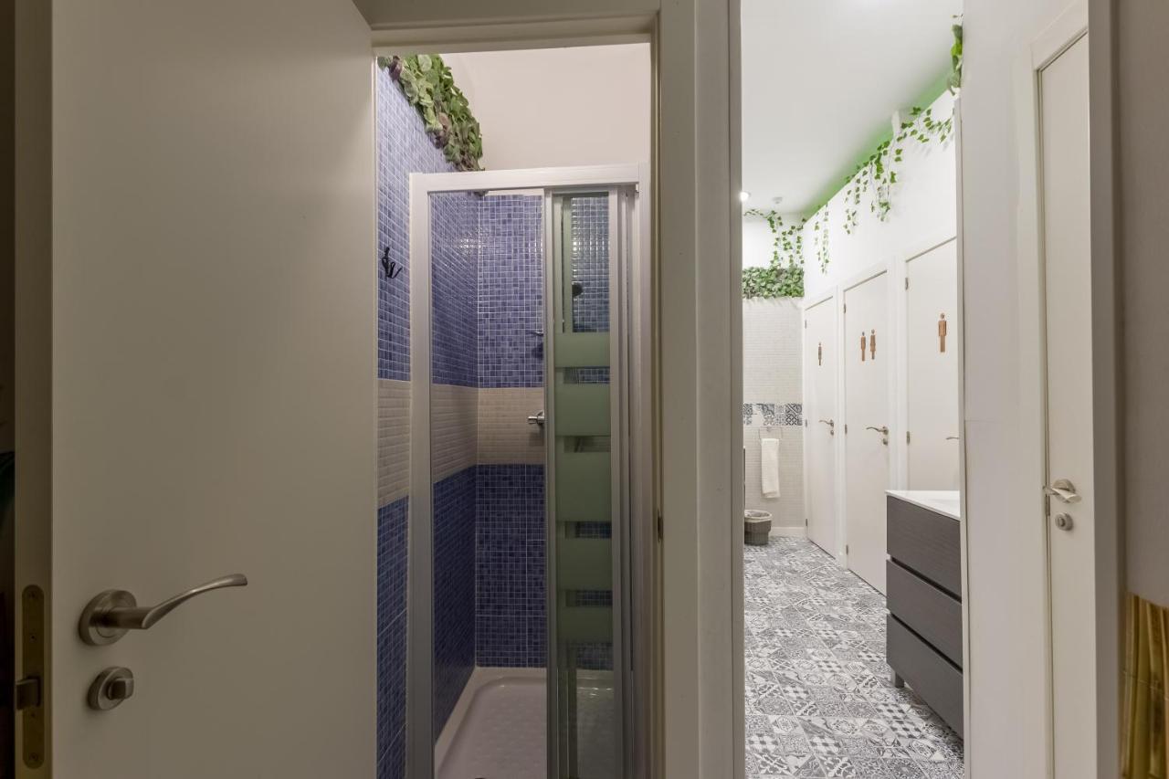 Social - Coliving & Coworking - Madrid Hostel Bagian luar foto