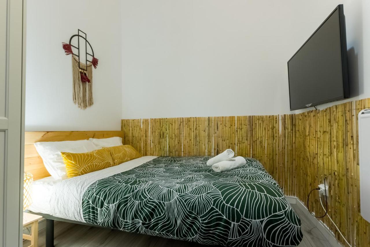 Social - Coliving & Coworking - Madrid Hostel Bagian luar foto