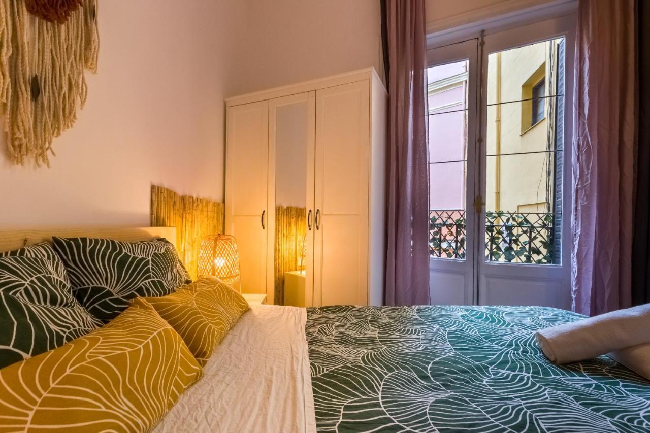 Social - Coliving & Coworking - Madrid Hostel Bagian luar foto