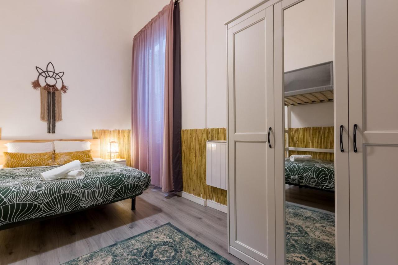 Social - Coliving & Coworking - Madrid Hostel Bagian luar foto