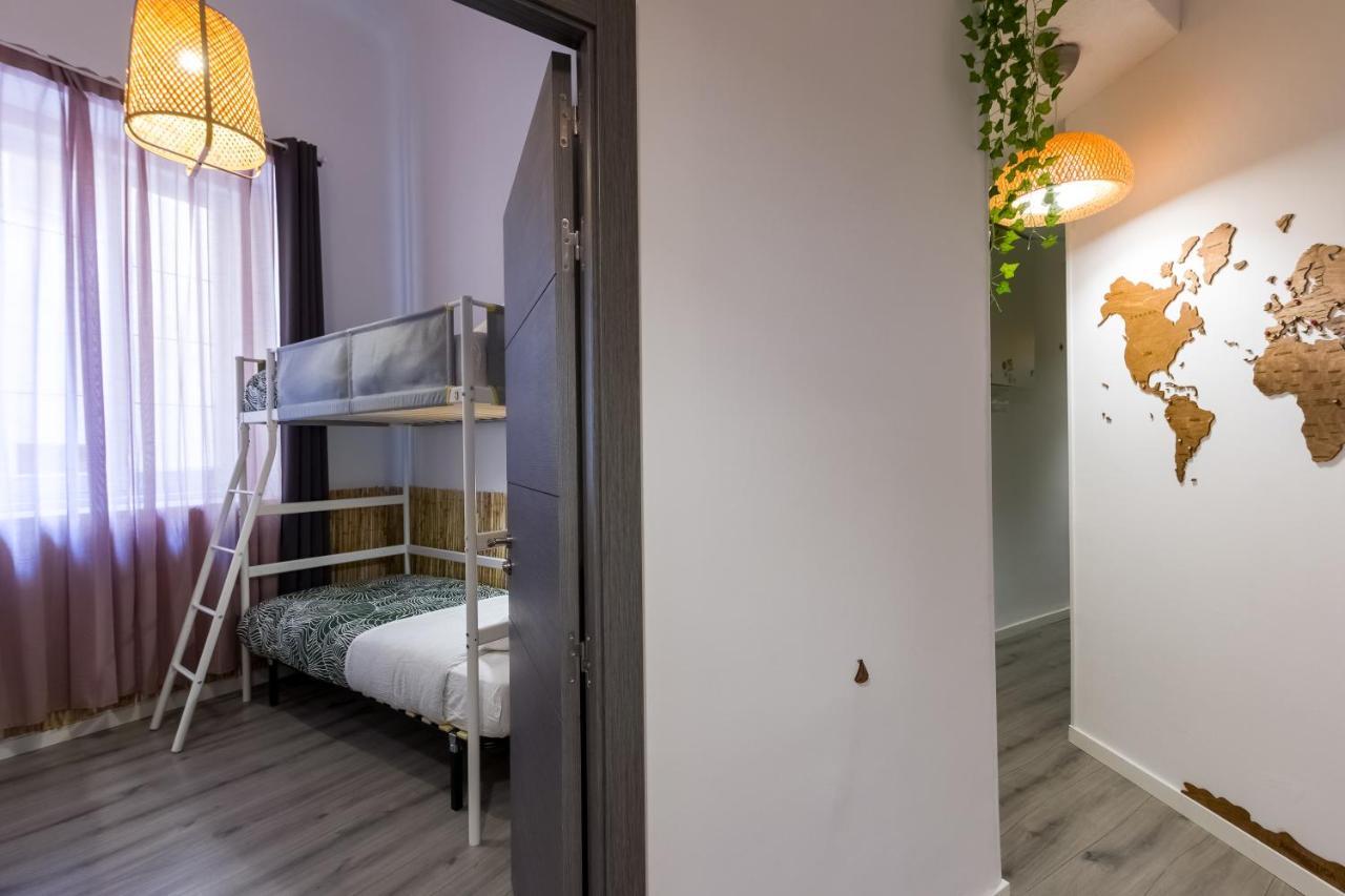 Social - Coliving & Coworking - Madrid Hostel Bagian luar foto