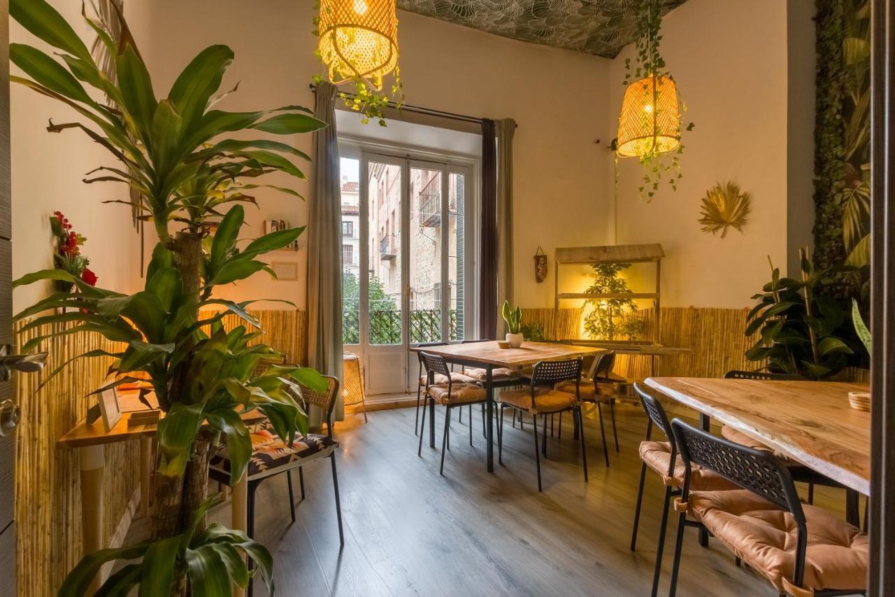 Social - Coliving & Coworking - Madrid Hostel Bagian luar foto