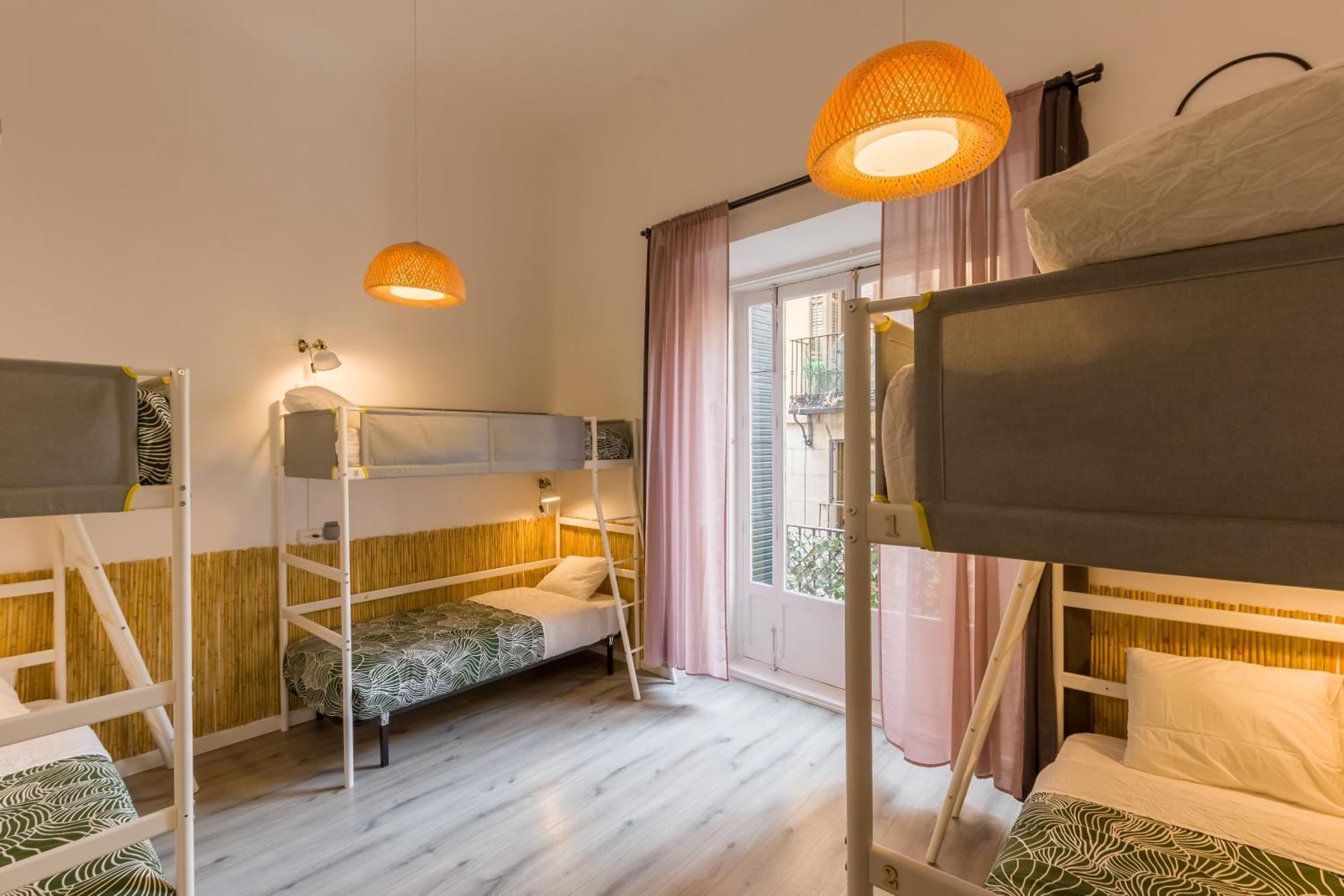 Social - Coliving & Coworking - Madrid Hostel Ruang foto